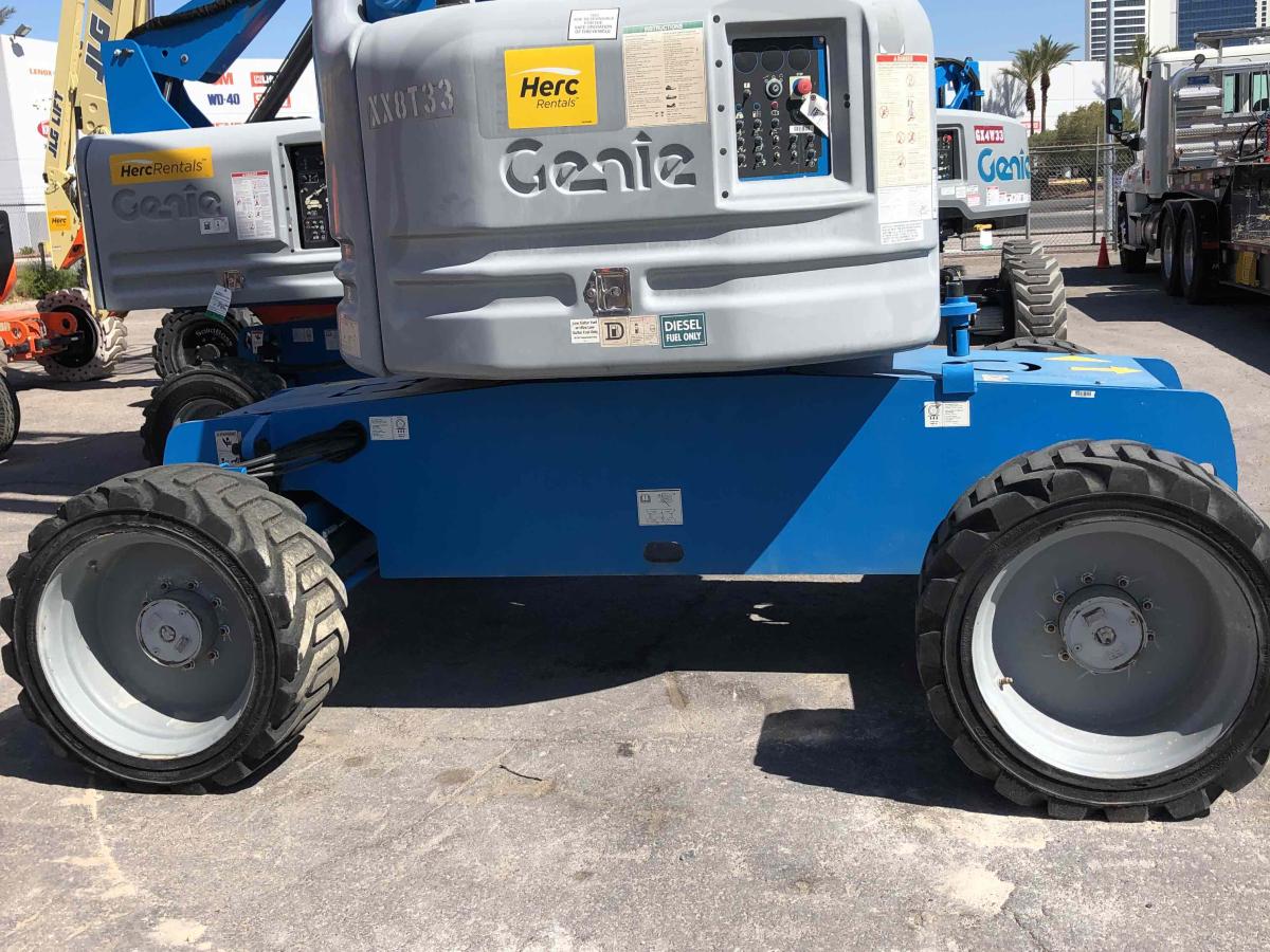 2011 Genie Z-60/34