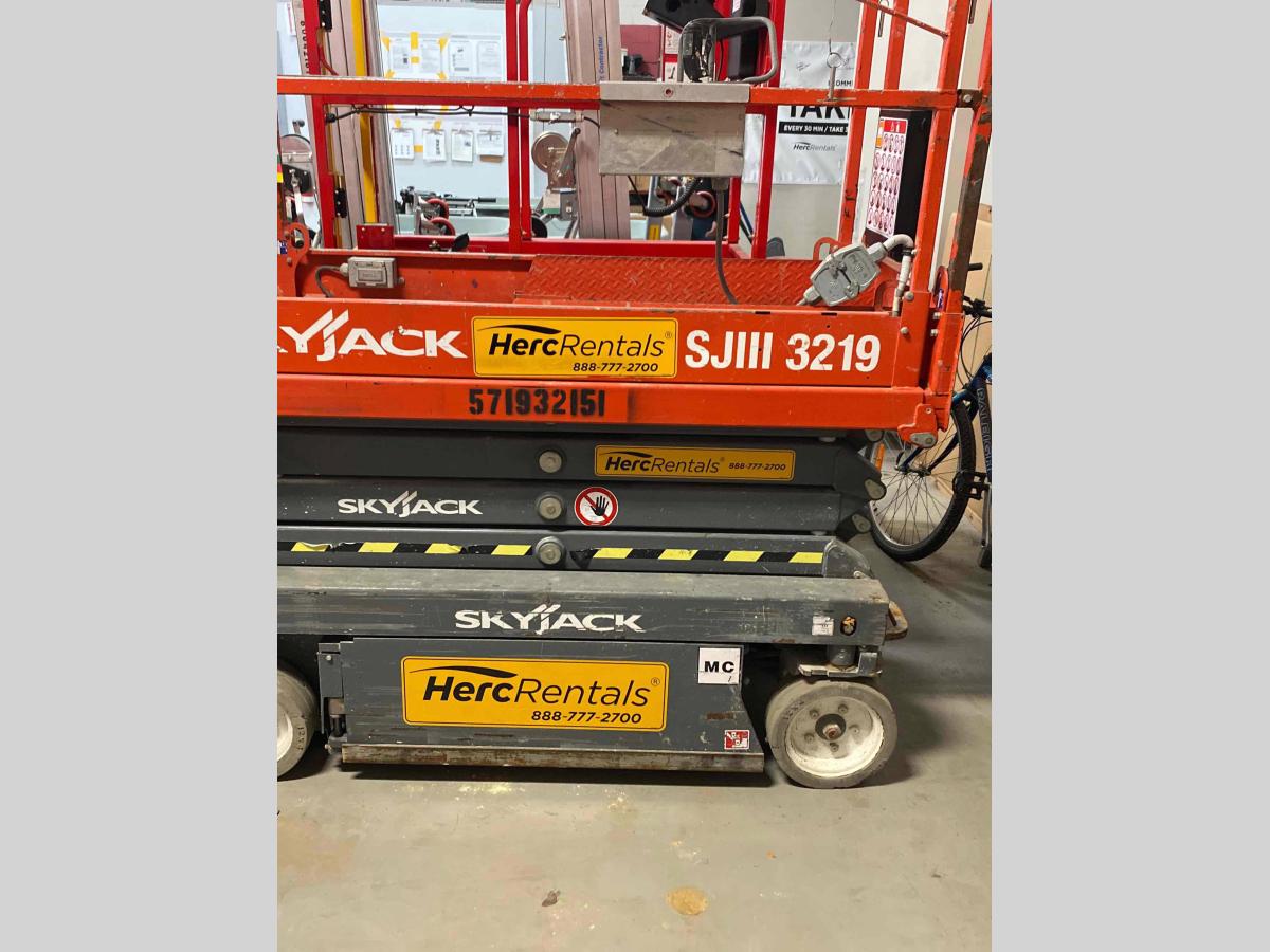 2016 Skyjack SJ3219