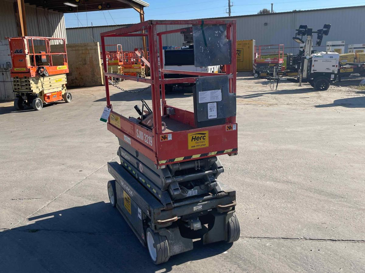 2016 Skyjack SJ3219
