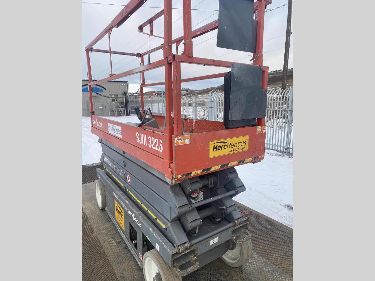 2012 Skyjack SJ3226