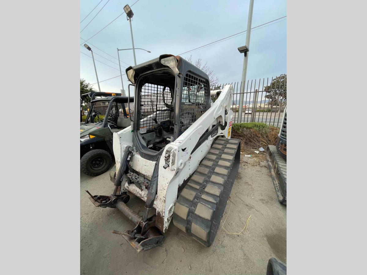 2017 Bobcat T740