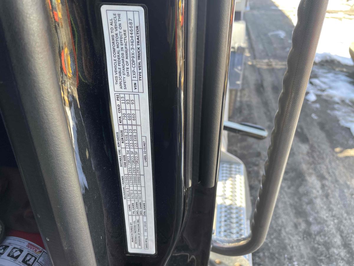 2017 Peterbilt 567