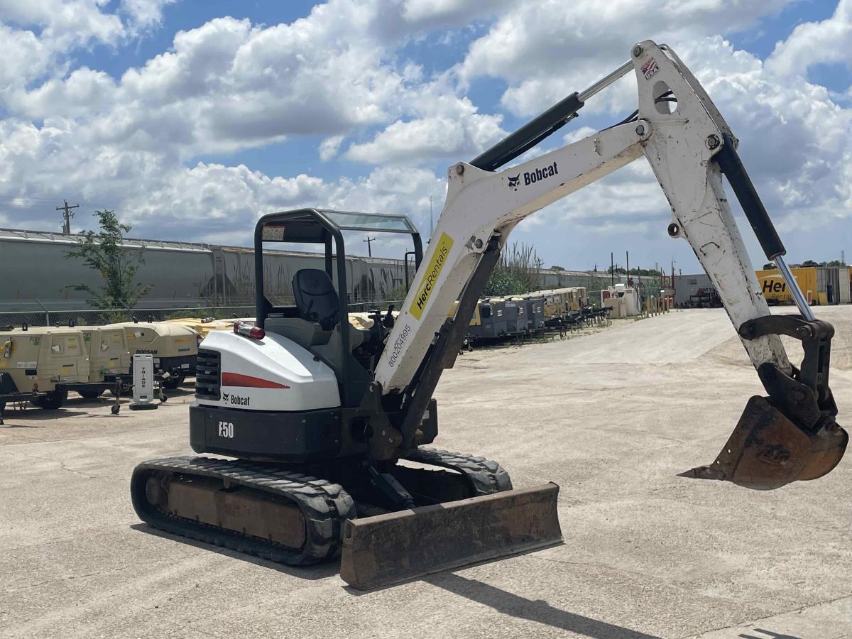 2018 Bobcat E50