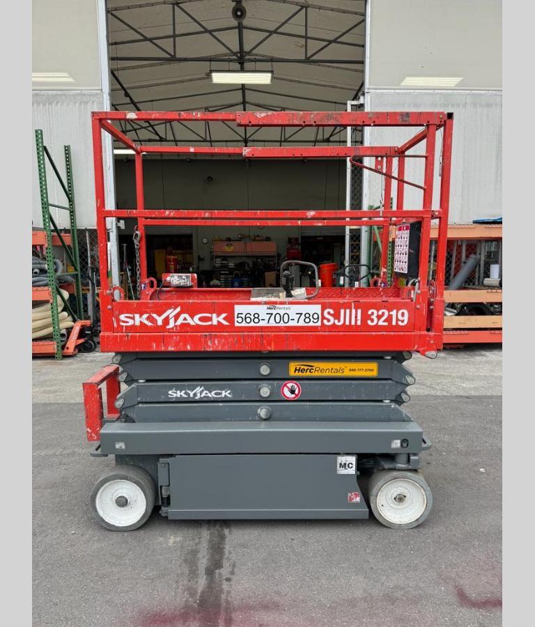 2017 Skyjack SJ3219