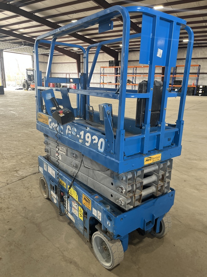 2018 Genie GS-1930-4