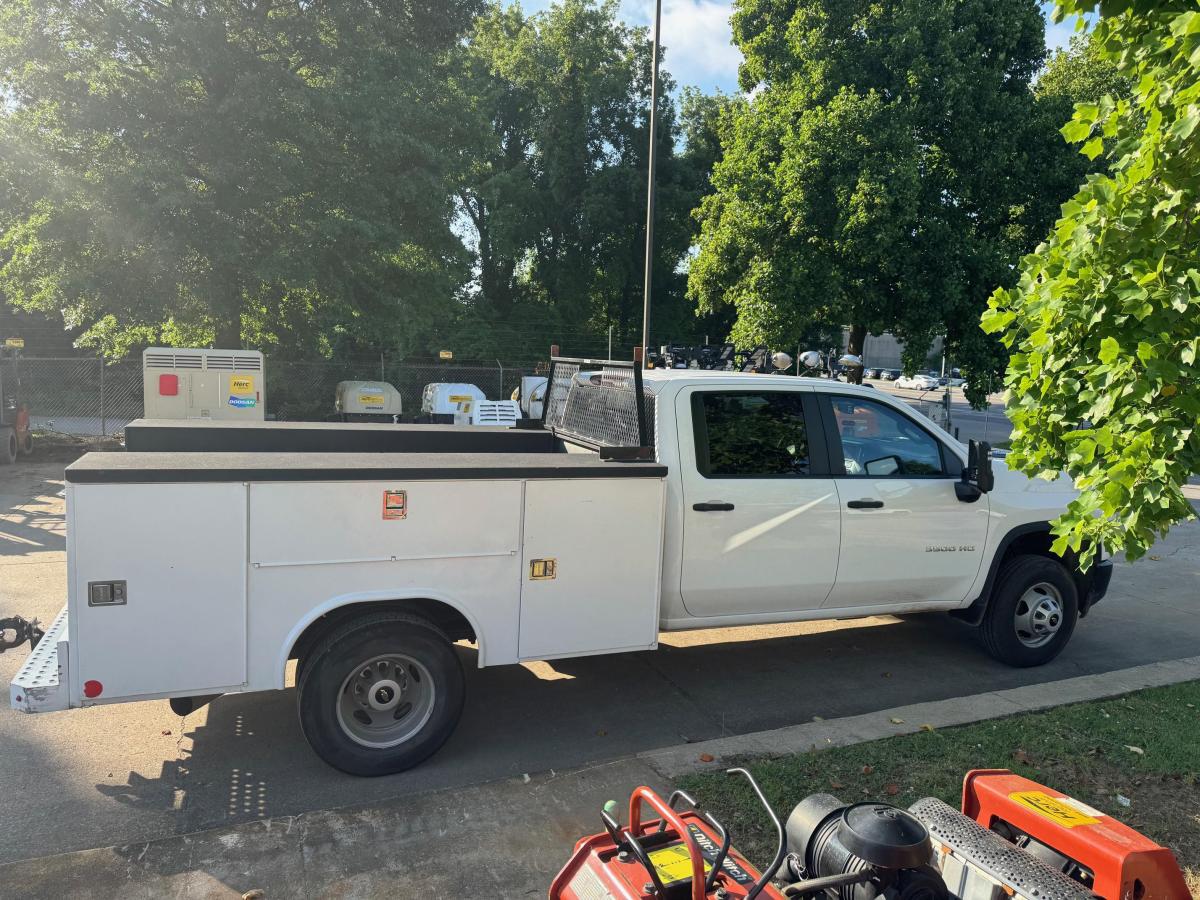 2021 Chevrolet 3500-7
