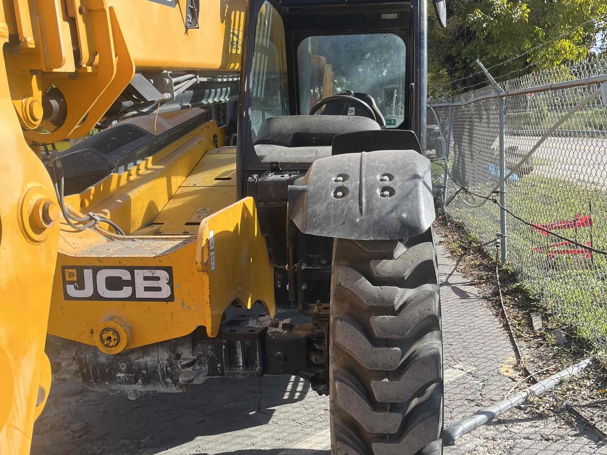 2022 JCB 509-42-2