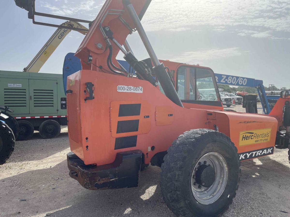2020 SkyTrak 12054