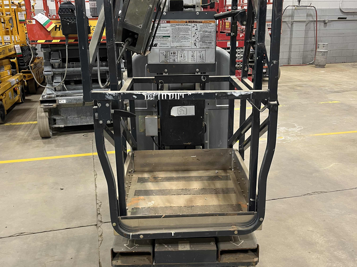 2018 JLG 20MVL-5