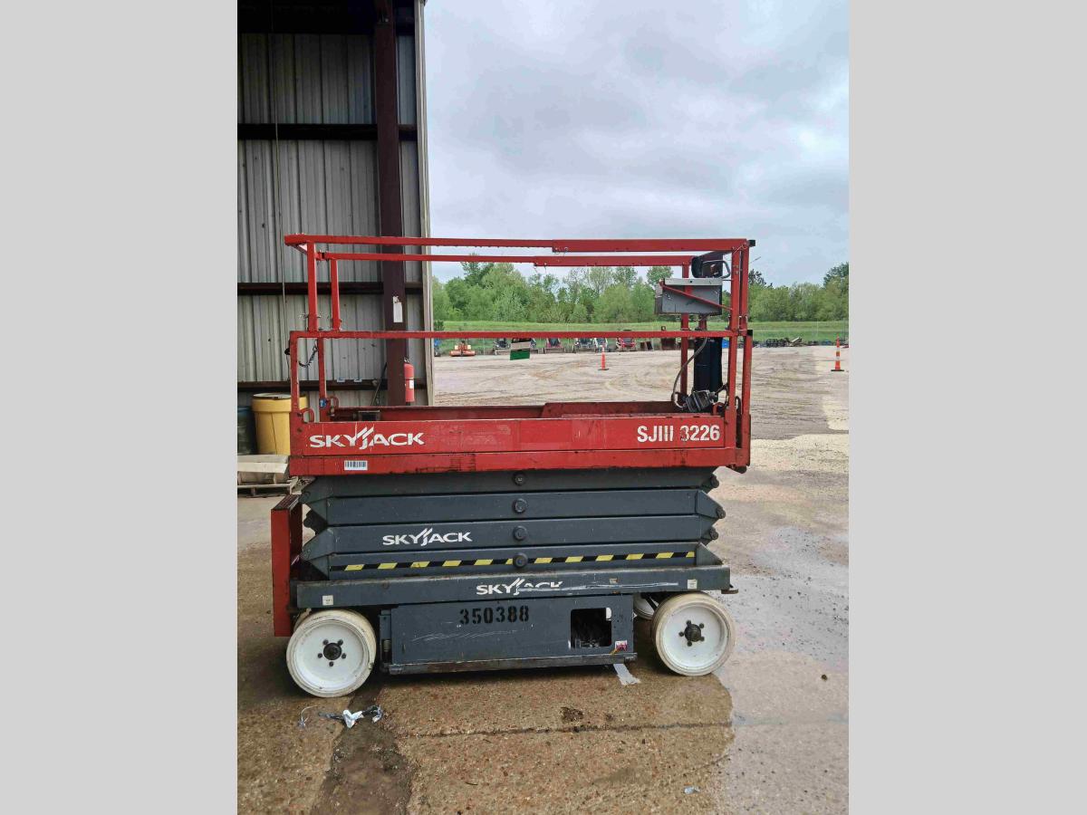 2015 Skyjack SJ3226