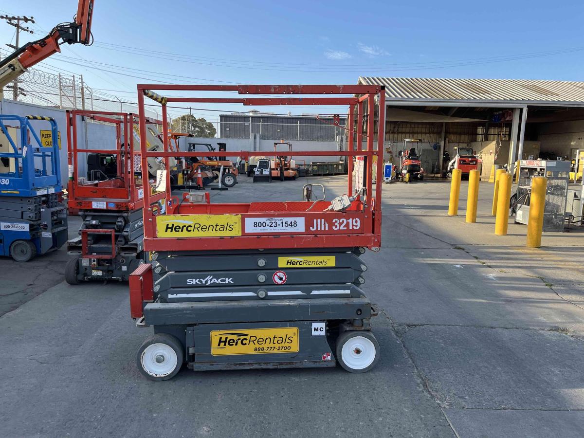 2018 Skyjack SJ3219