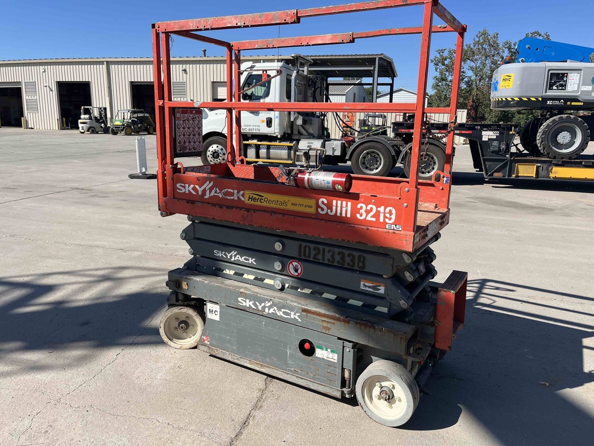 2017 Skyjack SJ3219-1