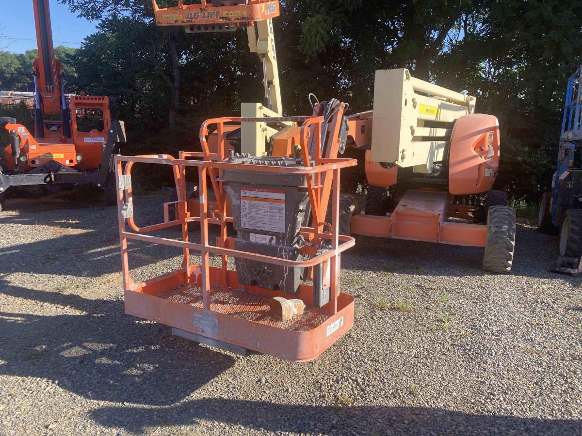2015 JLG 450AJ