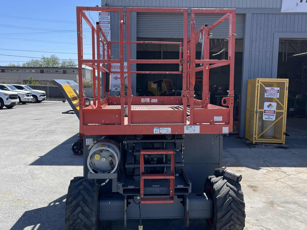 2018 Skyjack SJ-6826RT-3
