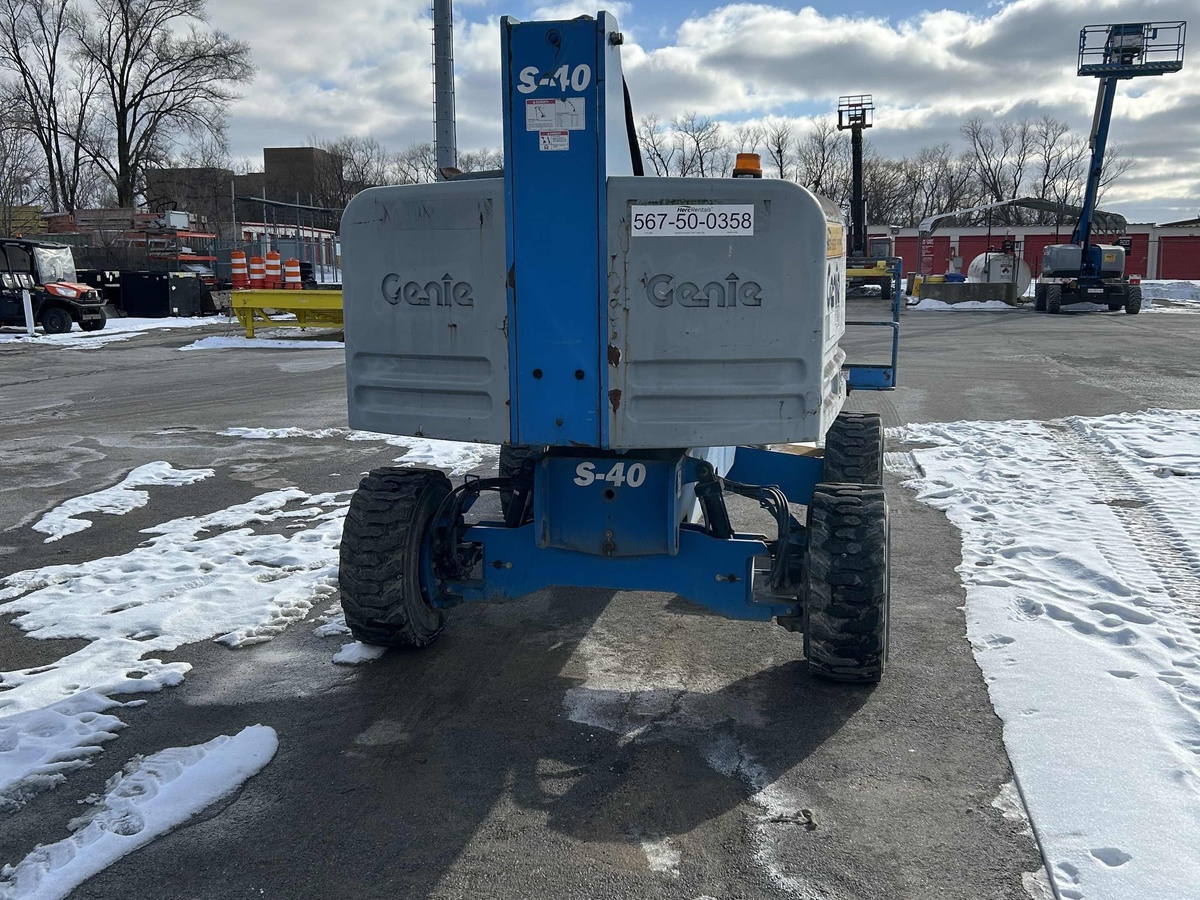 2018 Genie S-40-2