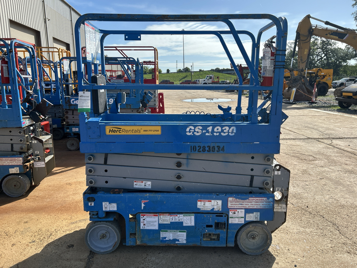 2019 Genie GS-1930