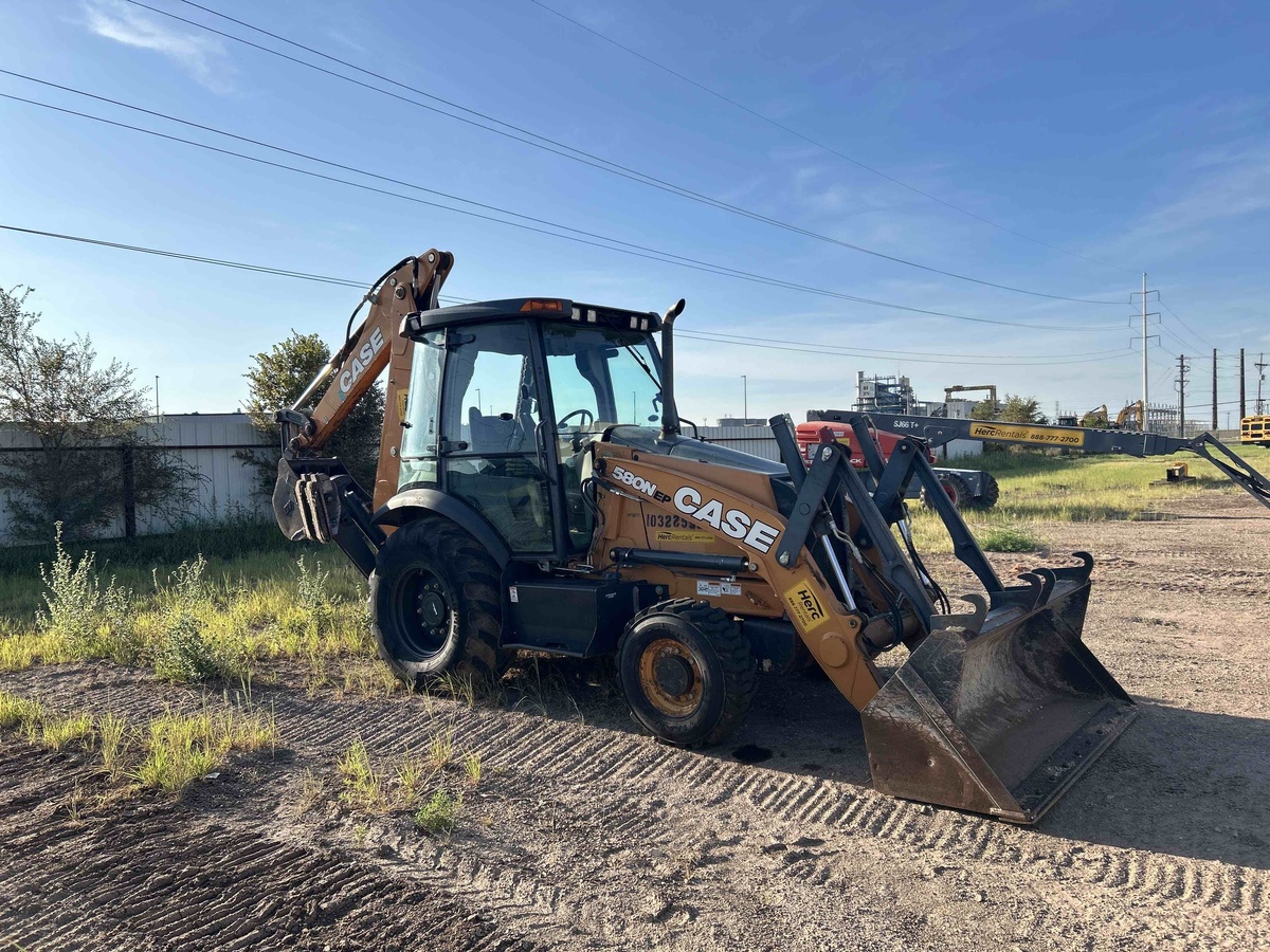 2021 Case 580N-EP