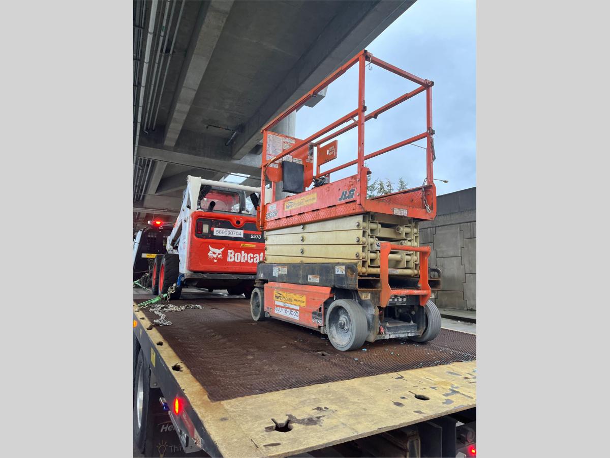2017 JLG 1932R