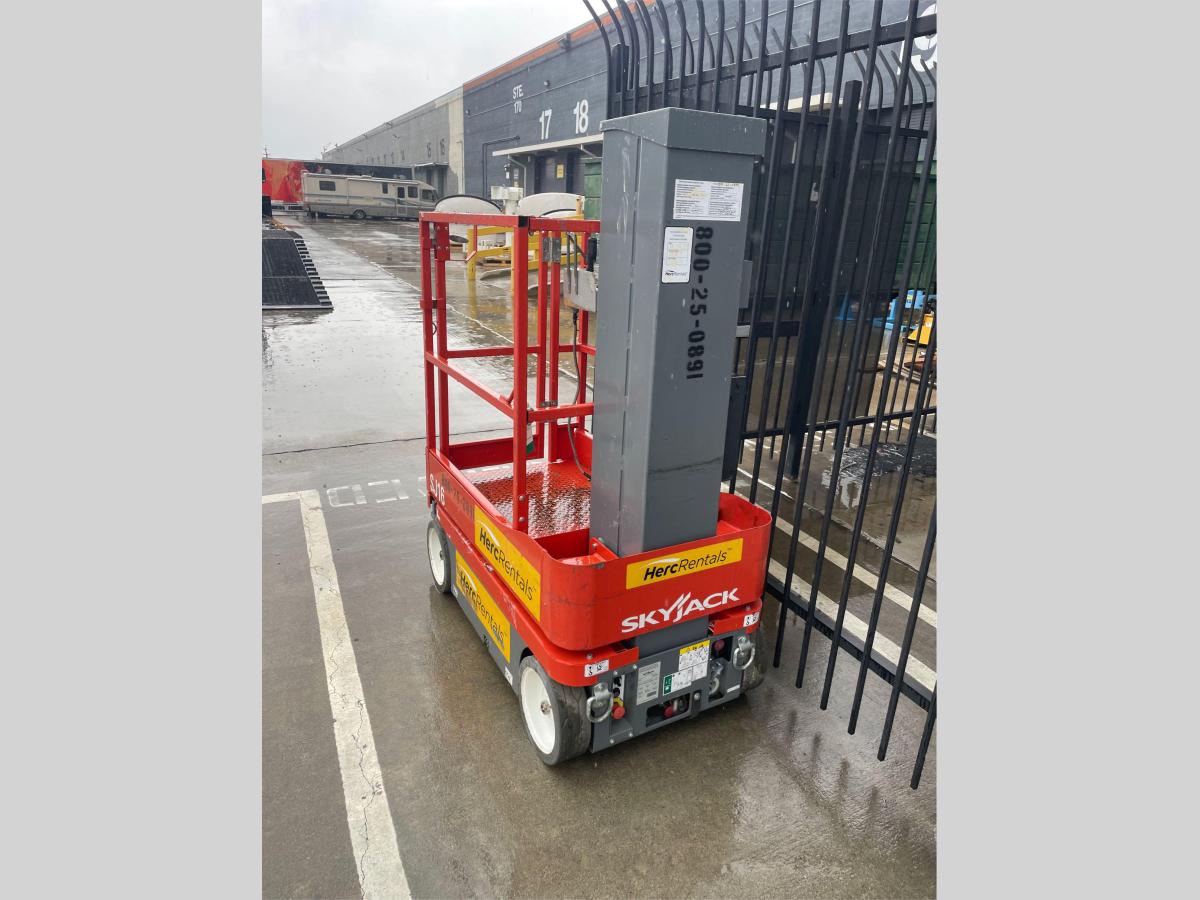 2019 Skyjack SJ16