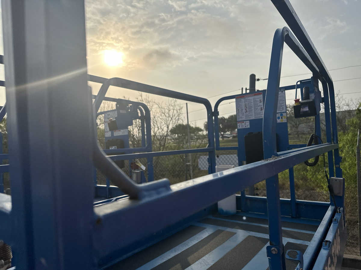 2019 Genie GS-3246-9