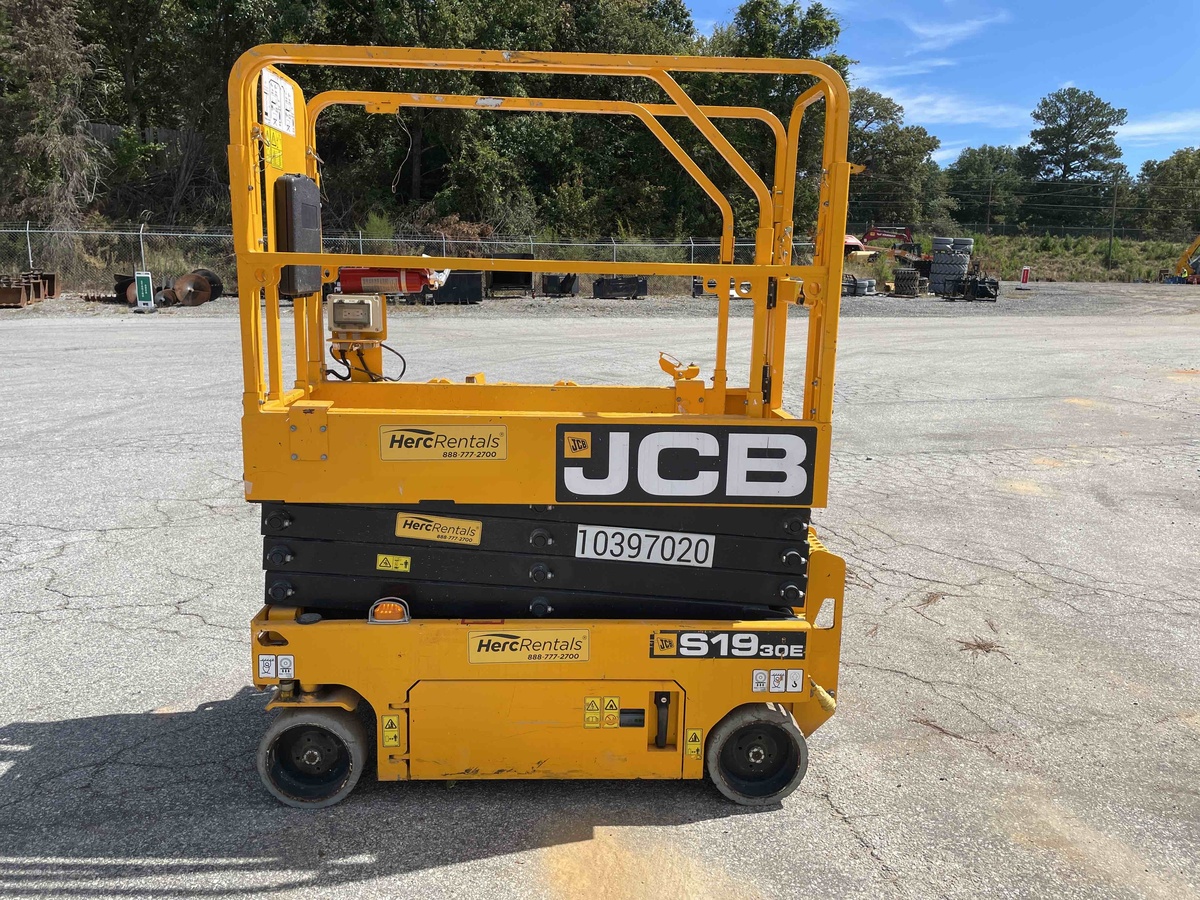 2022 JCB S1930E-1
