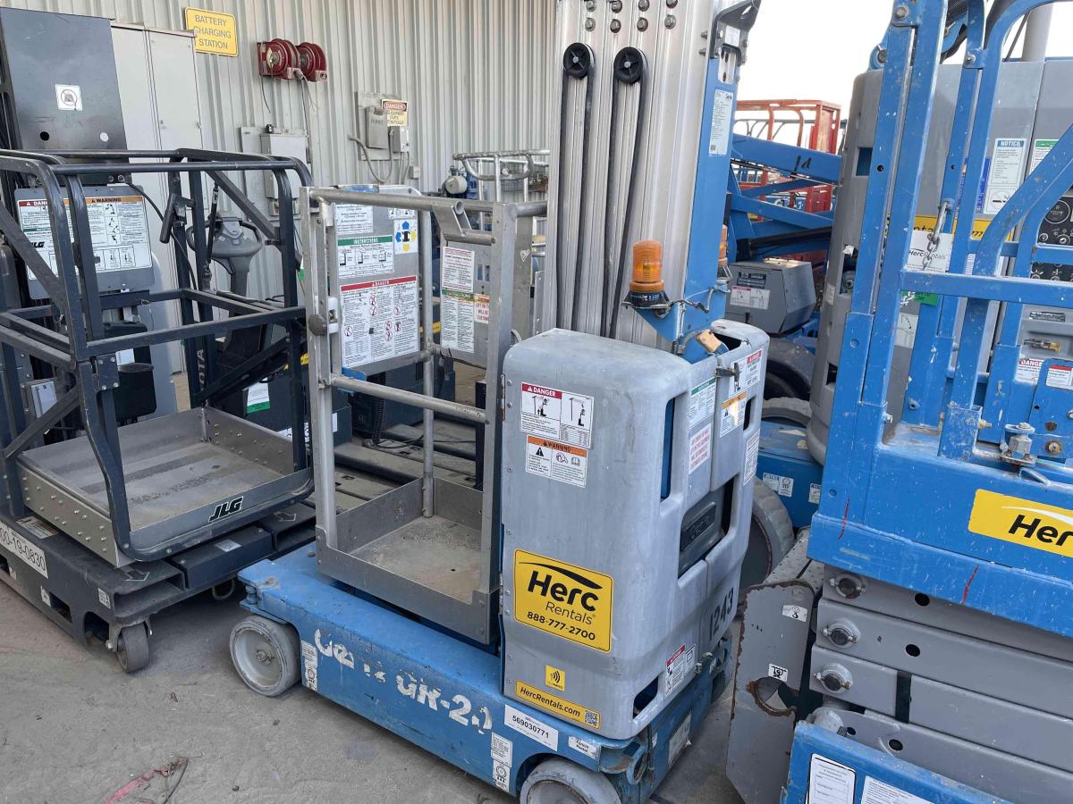 2009 Genie GR-20