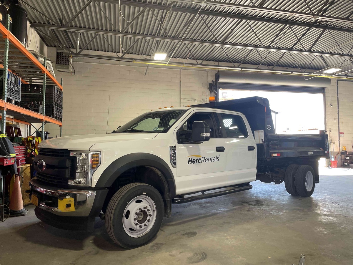 2018 Ford F550-1