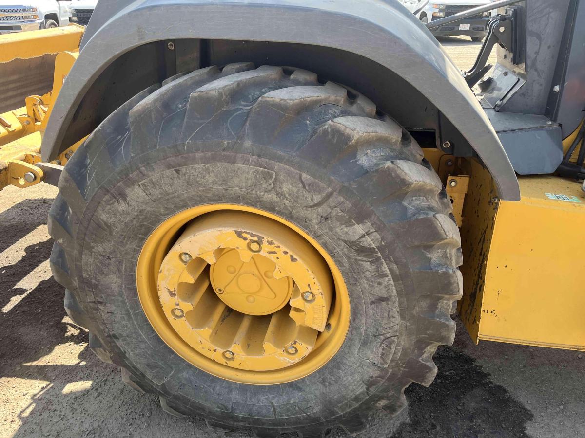 2018 John Deere 210LEP-10