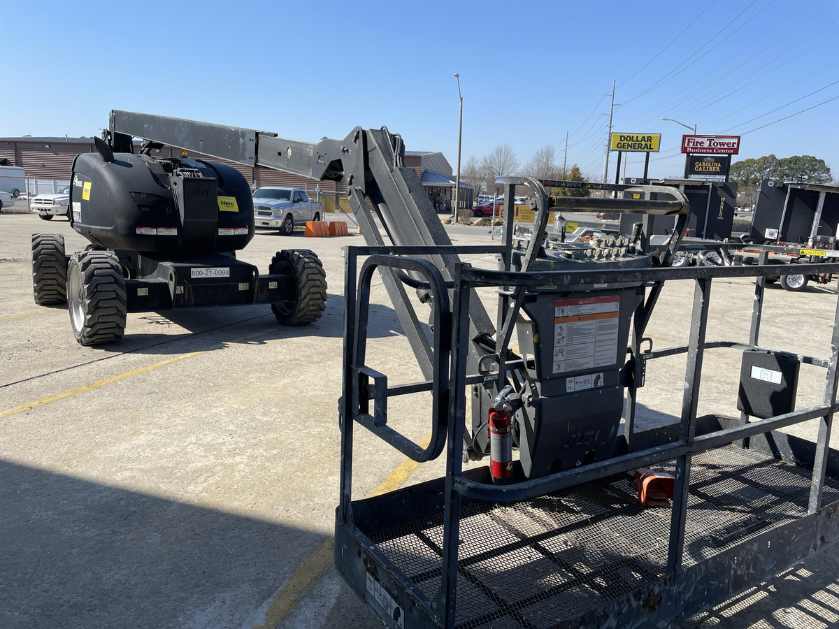 2018 JLG 600AJ-3
