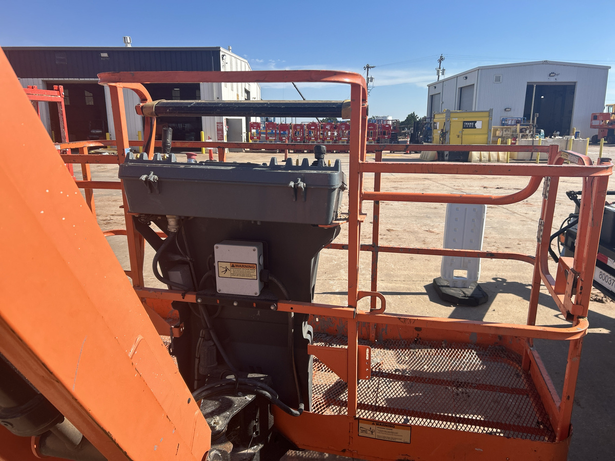 2018 JLG 460SJ-10