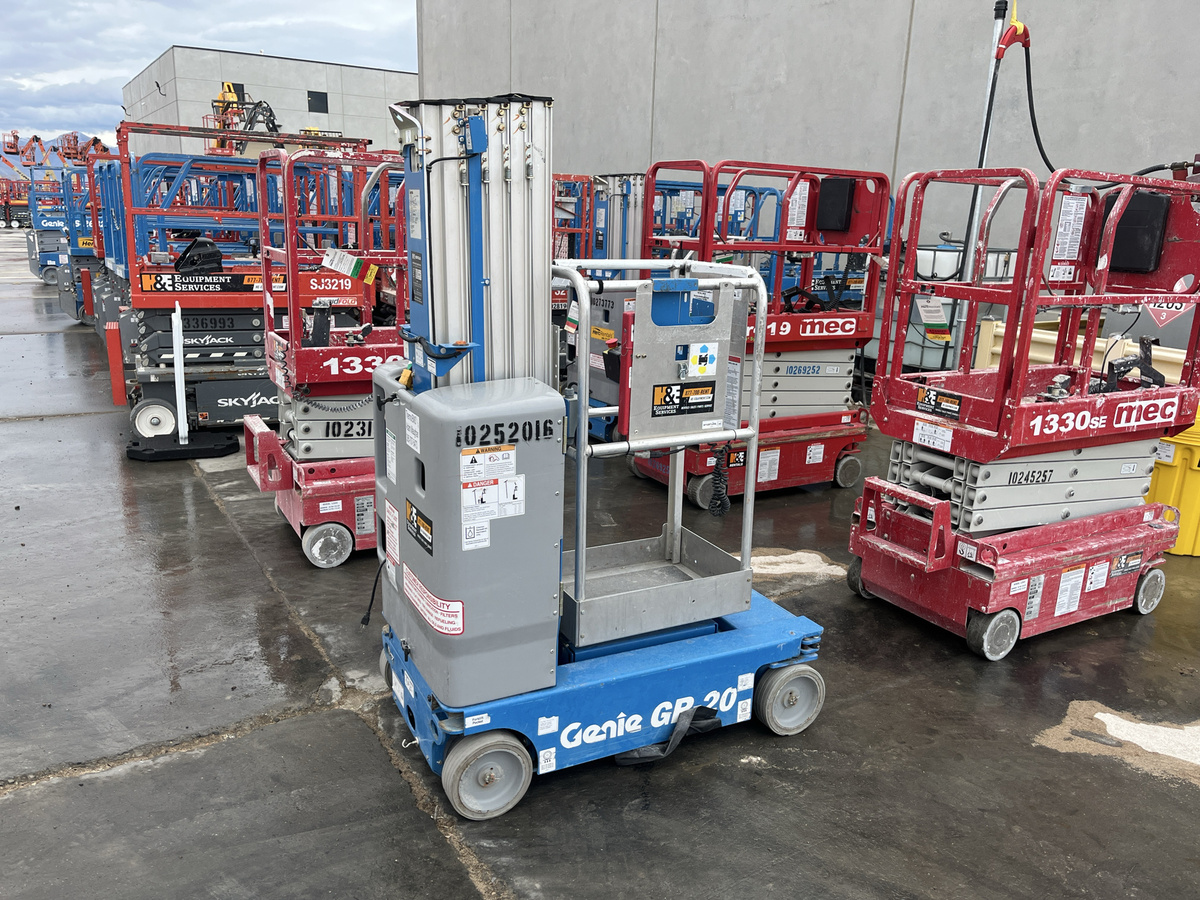 2018 Genie GR-20