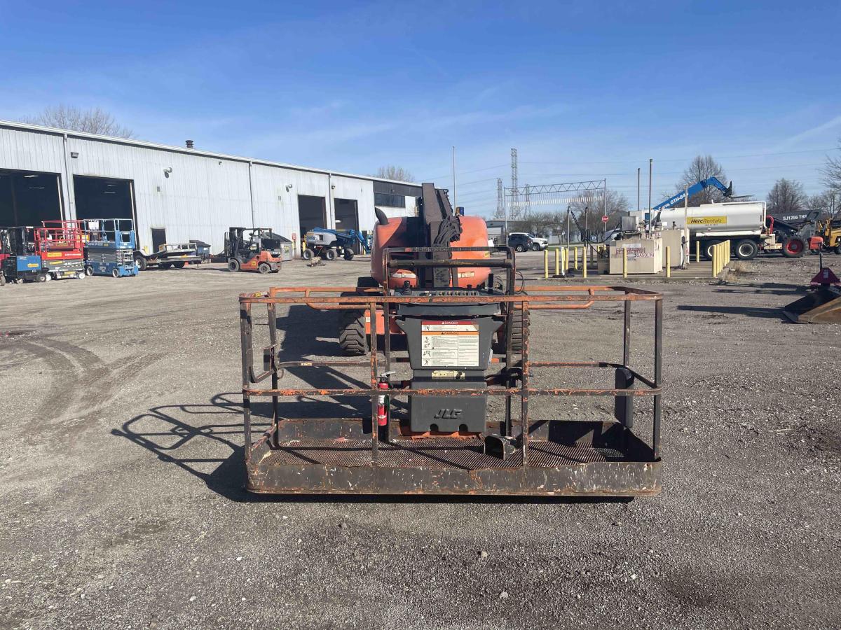 2015 JLG 600AJ