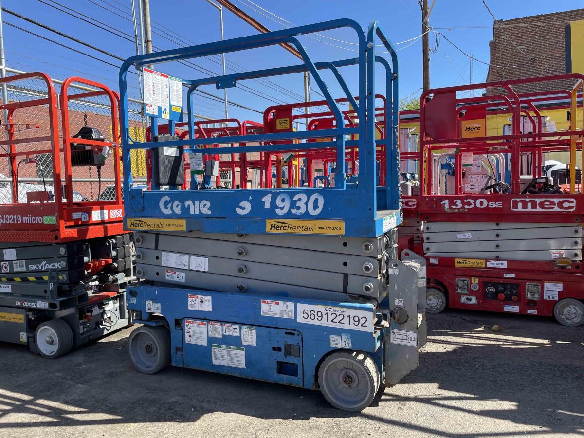 2015 Genie GS-1930