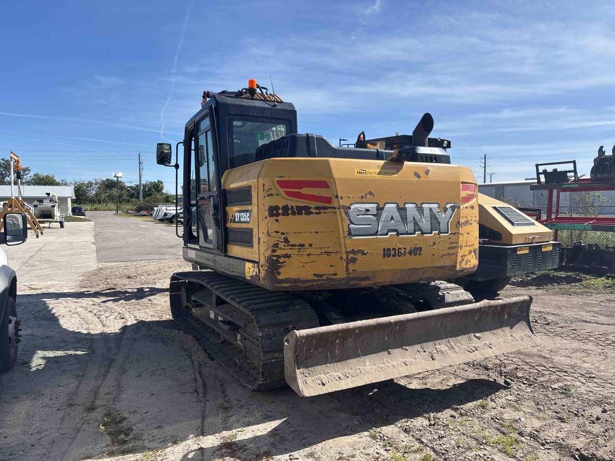 2022 Sany SY135C-3