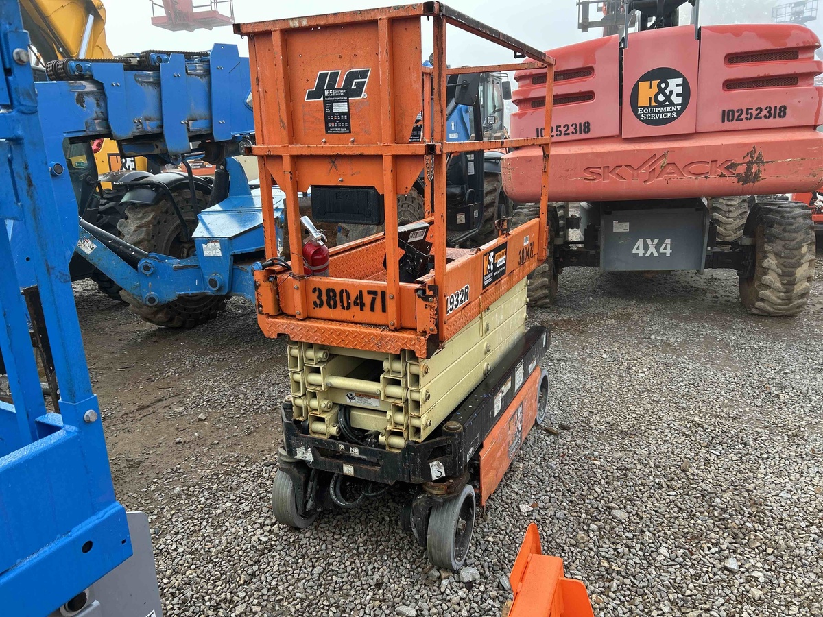 2018 JLG 1932R-2