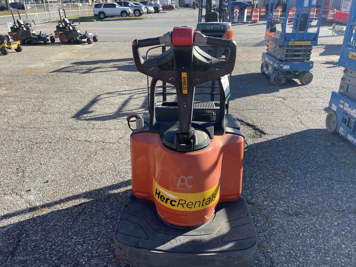 2020 Toyota 8HBE30-5