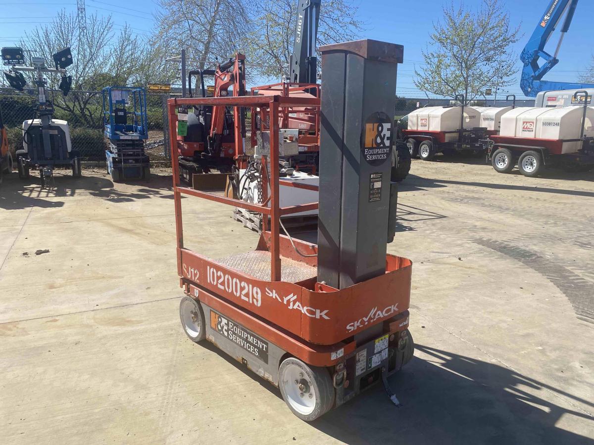 2016 Skyjack SJ12