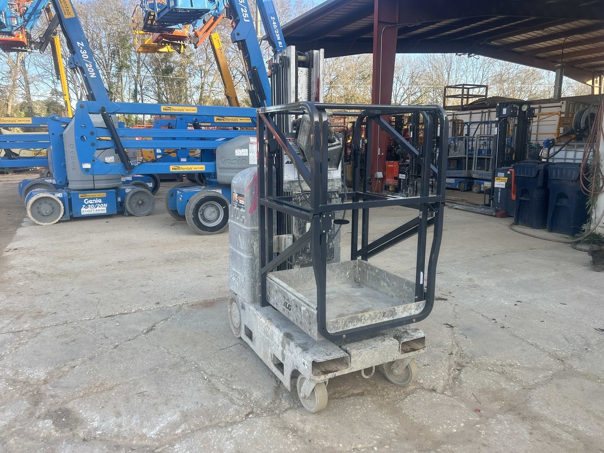 2018 JLG 20MVL-3