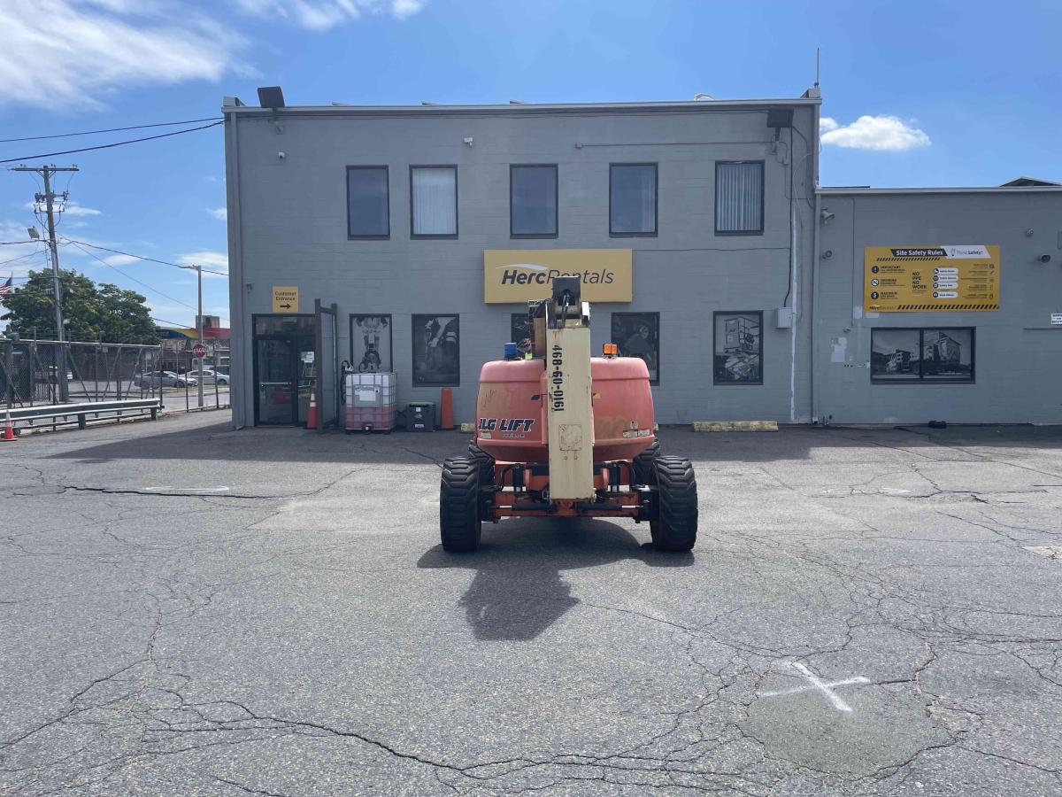 2013 JLG 600AJ