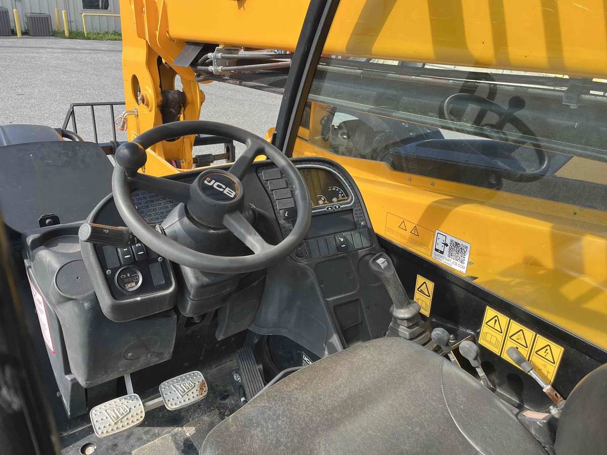 2022 JCB 509-42-10