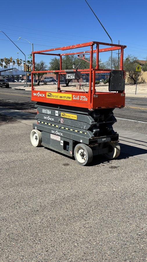 2016 Skyjack SJ3226