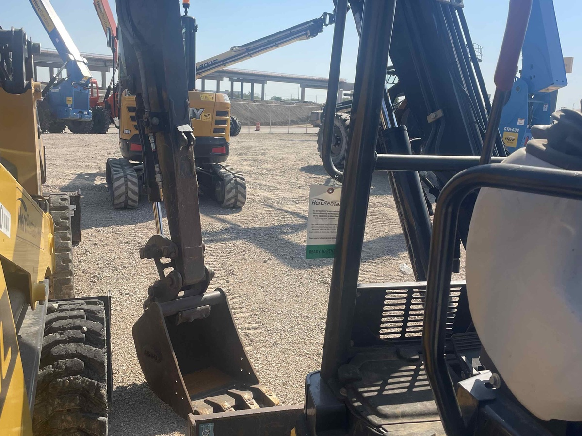 2020 John Deere 35G