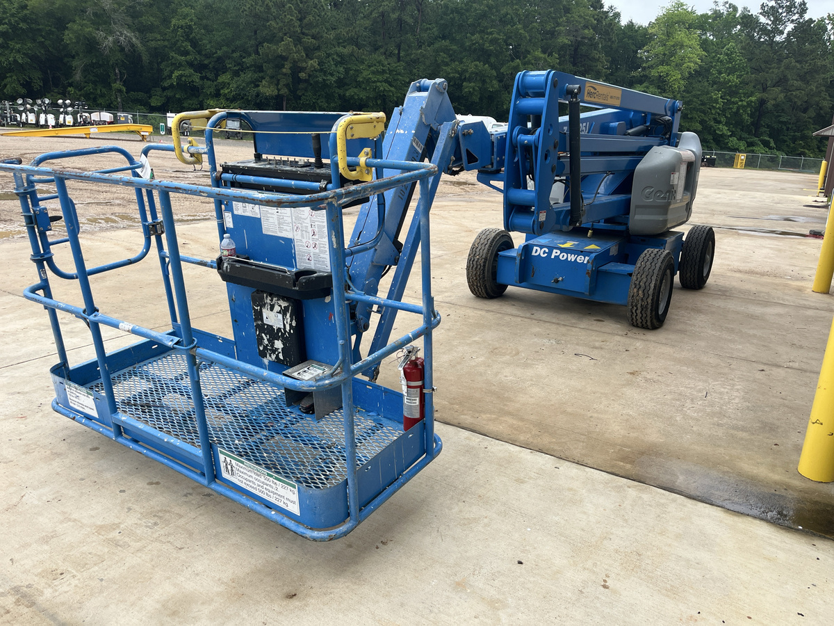 2018 Genie Z-45/25