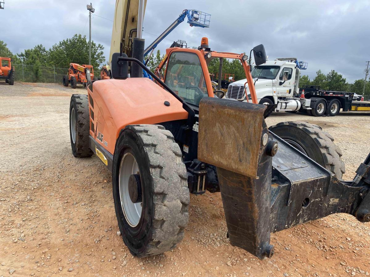 2018 JLG 1255