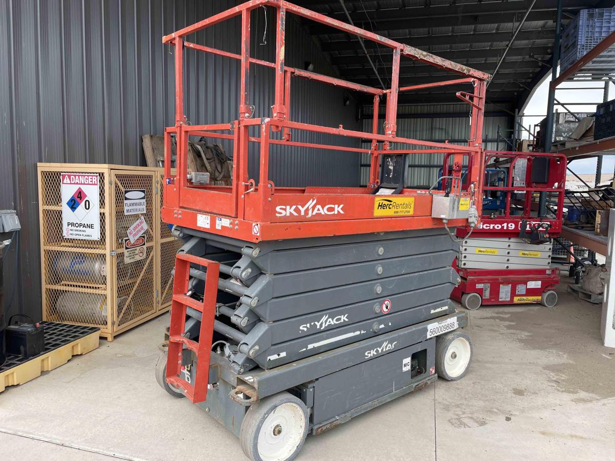 2018 Skyjack SJ4740