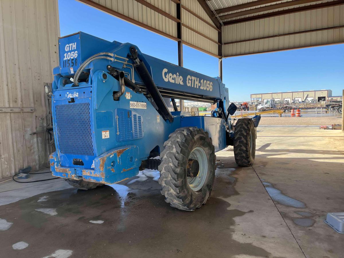 2021 Genie GTH-1056