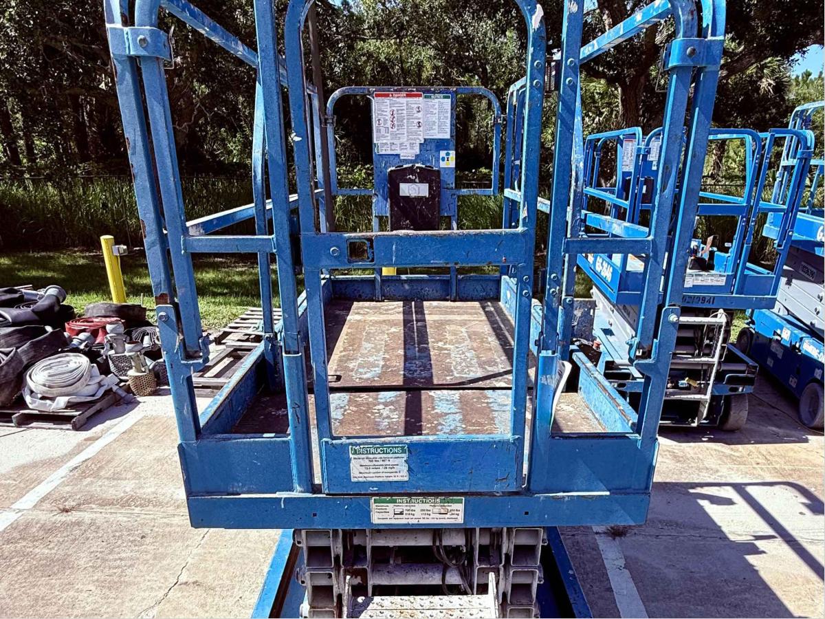 2016 Genie GS-3246-3