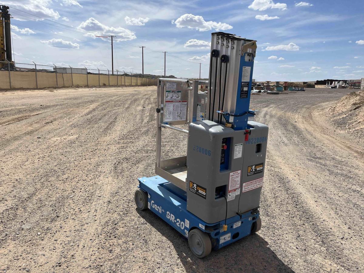 2017 Genie GR-20