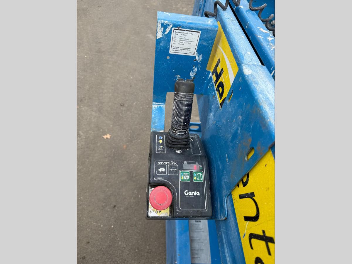 2018 Genie GS-3246