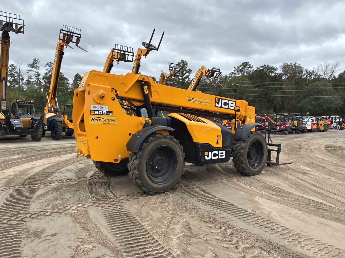 2023 JCB 509-42-3